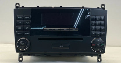 2001-2005 MERCEDES W203 C240 AM/FM RADIO CD DISC PLAYER A203-827-39-42 OEM