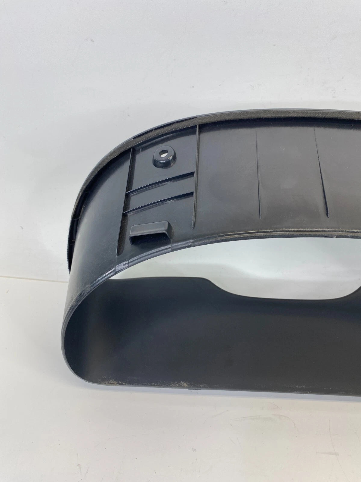 07-09 HYUNDAI SANTA FE DASH CLUSTER SPEEDOMETER COVER BEZEL TRIM 84831-2B000 OEM