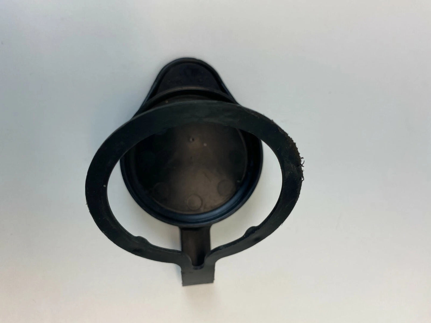 2006-2013 CHEVROLET IMPALA WINDSHIELD WASHER FLUID RESERVOIR CAP LID