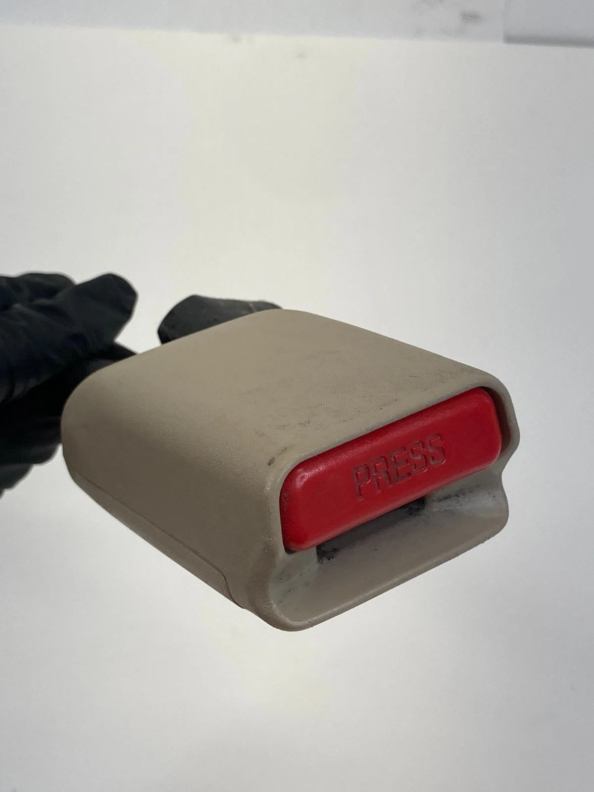 2013-2018 Nissan Altima Front Left Driver Seat Belt Buckle OEM