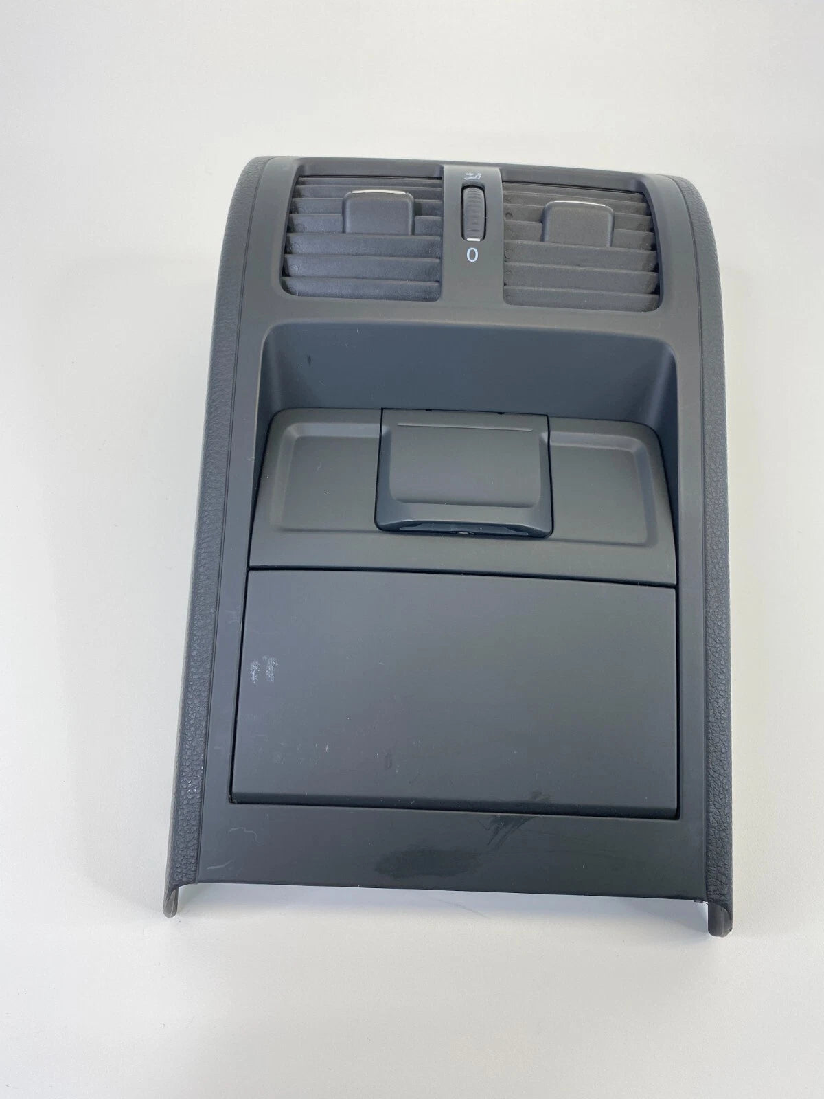 2011-2017 VOLKSWAGEN CC REAR CENTER PANEL W/ AIR VENT & POWER OUTLET 3C0-864-298