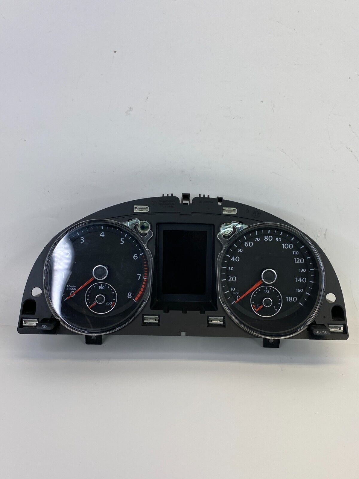 2010 2011 Volkswagen CC Cluster Speedometer Gauges 133.852 Miles 3C8-920-970-M