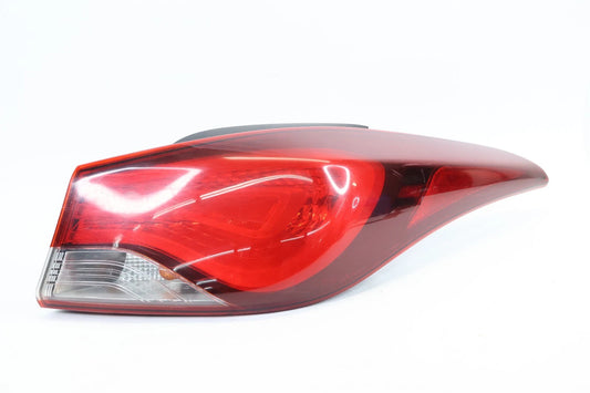 2014-2016 HYUNDAI ELANTRA SEDAN RH PASSENGER OUTER TAILLIGHT TAIL LIGHT LAMP OEM