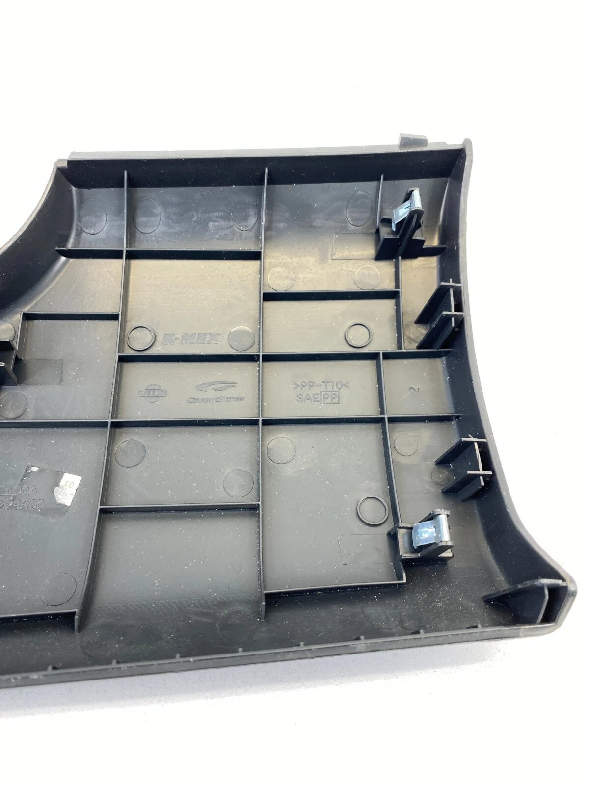 2007-2012 NISSAN VERSA DASH INSTRUMENT PANEL LEFT SIDE TRIM COVER 68421-EL00A