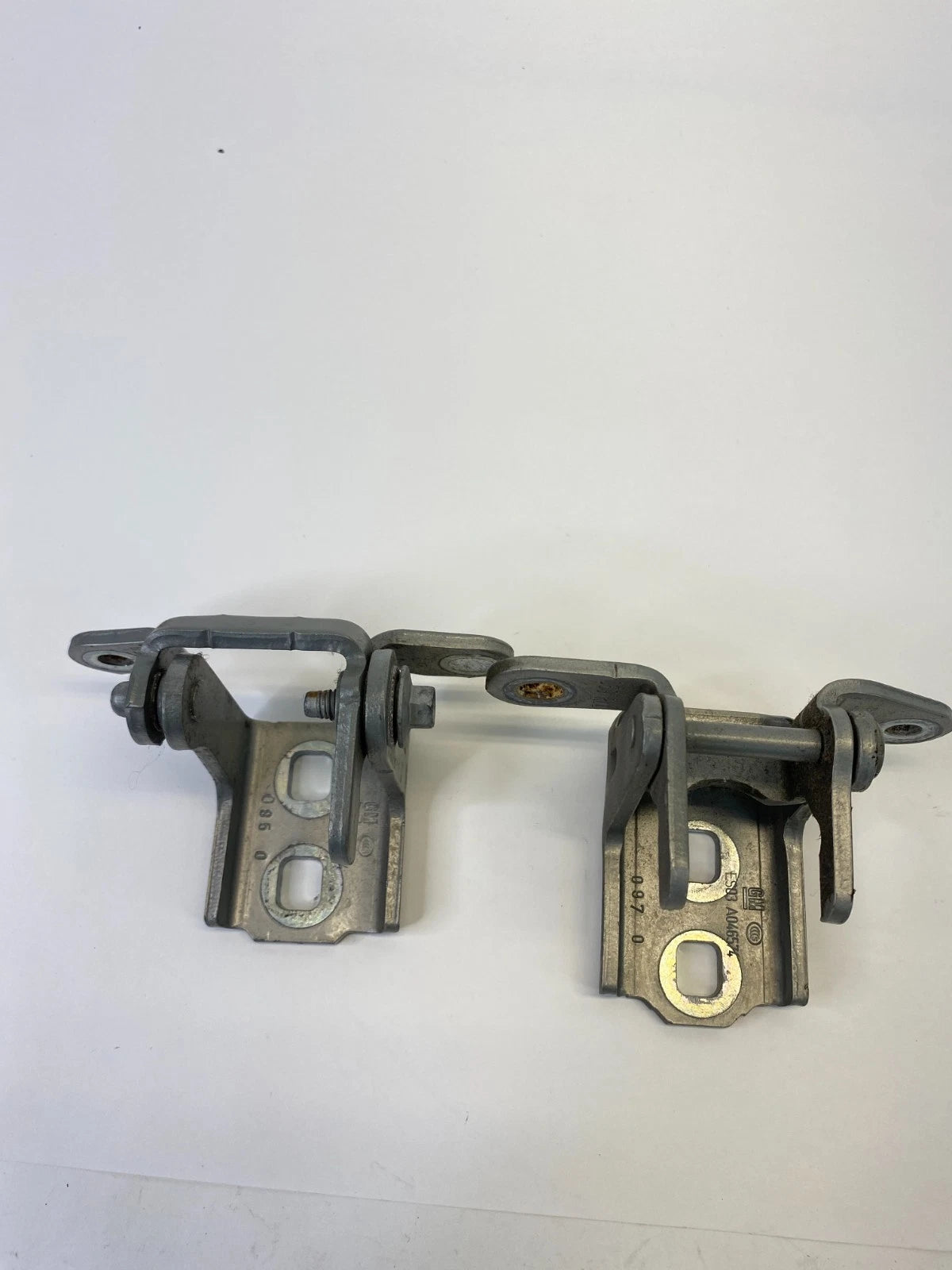 11-17 BUICK REGAL 10-16 LACROSSE REAR LEFT DOOR UPPER & LOWER HINGE SET PAIR OEM