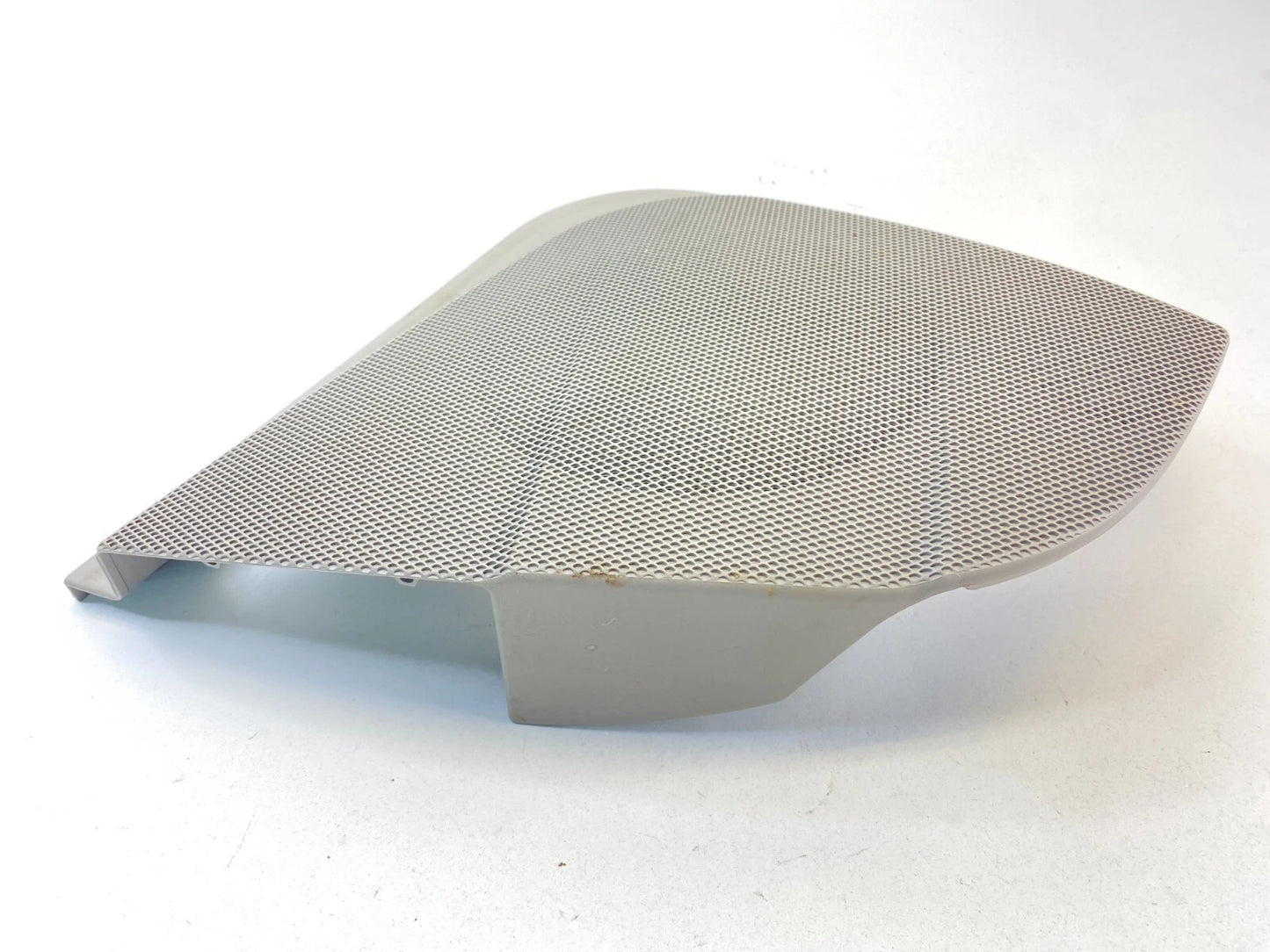 03-06 MERCEDES-BENZ E500 REAR RIGHT SIDE DOOR SPEAKER GRILLE COVER 2117370688