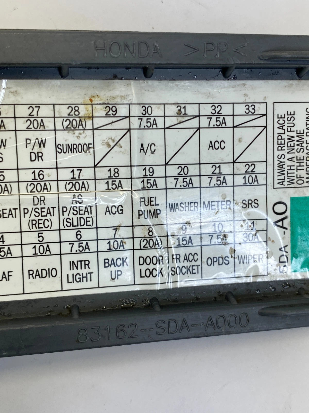 2003-2007 HONDA ACCORD SEDAN FUSE BOX COVER LID BEZEL TRIM 83162-SDA-A000 OEM