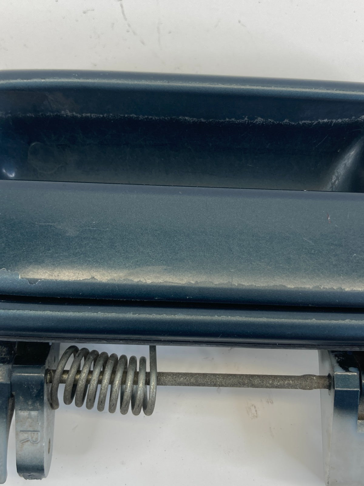 98 99 00 01 02 Toyota 4Runner Front Right Passenger Side Exterior Door Handle