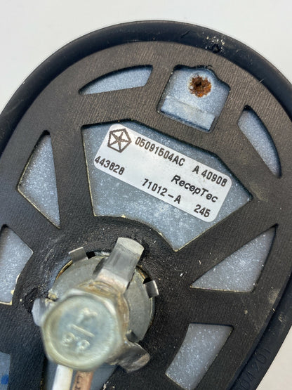 2005 Jeep Grand Cherokee Roof Mount Radio Satellite Antenna 05091504AC