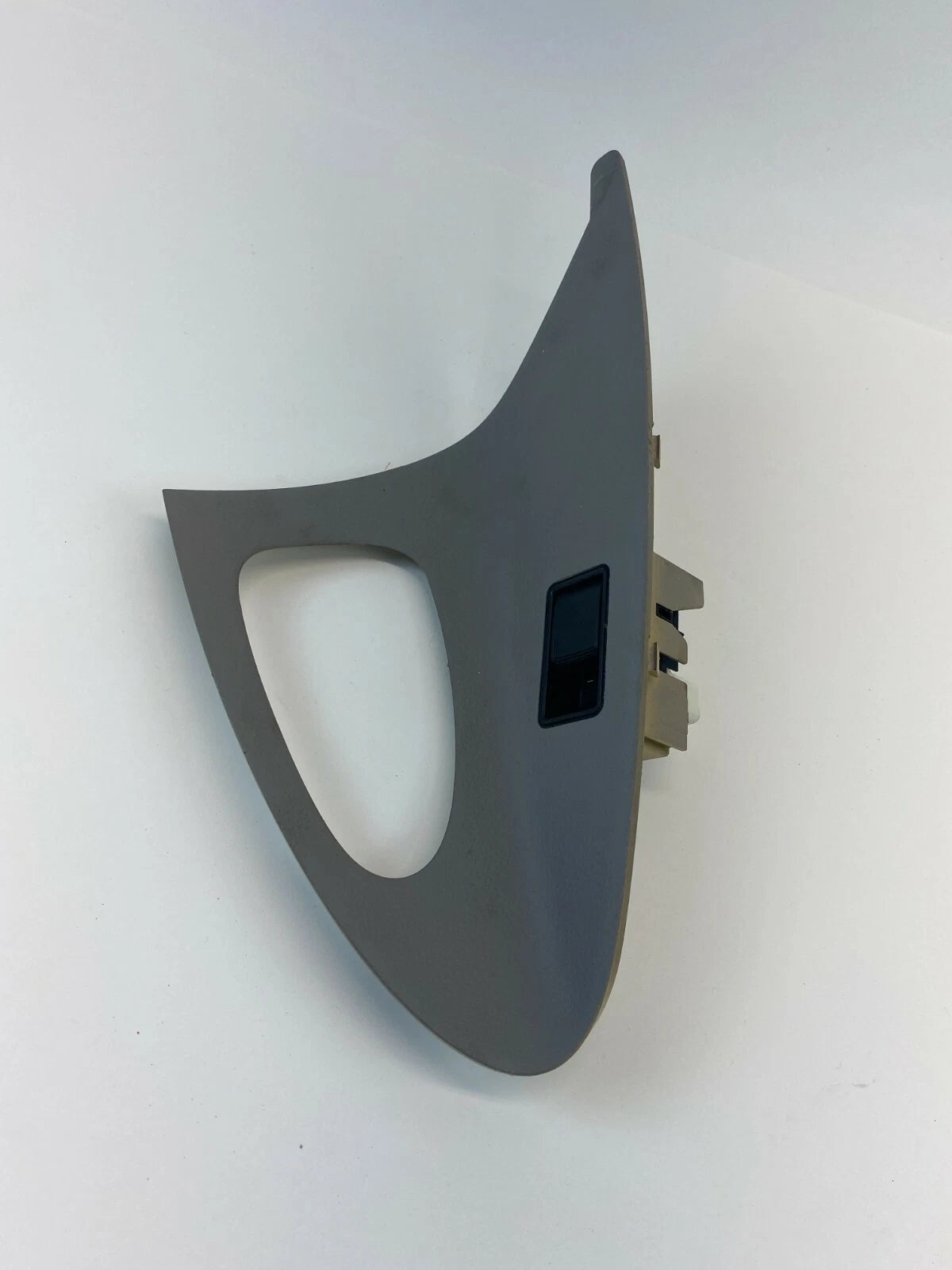 2007-2009 TOYOTA CAMRY REAR RIGHT PASSENGER SIDE WINDOW SWITCH W/ TRIM BEZEL