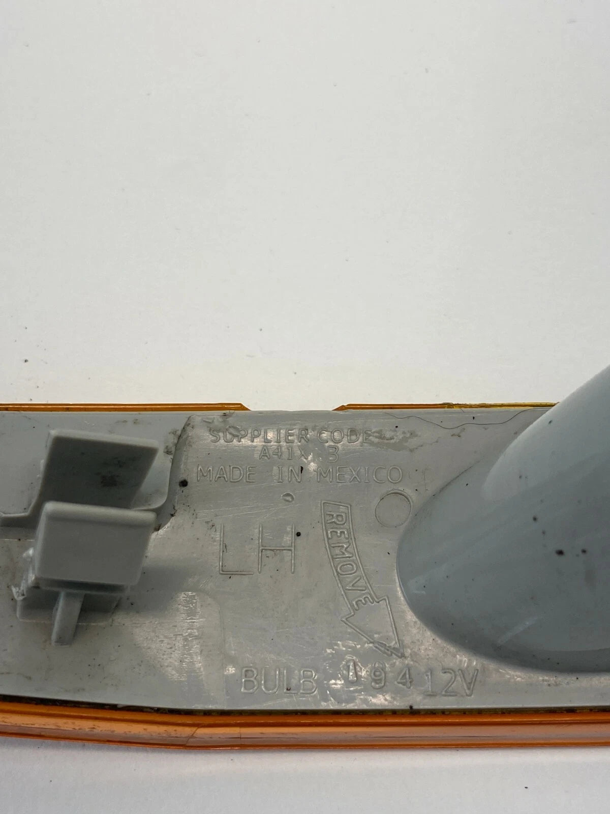 2006-2009 FORD FUSION FRONT LEFT DRIVER SIDE MARKER LIGHT LAMP 6E53-13B221-AD