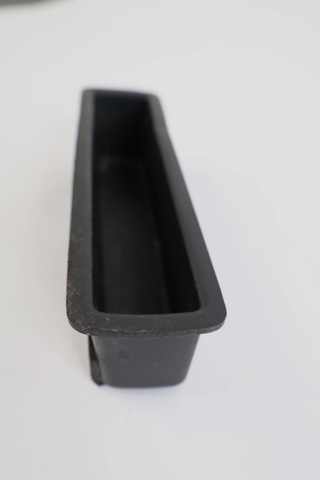 2011-2014 CHRYSLER 300 FLOOR CENTER CONSOLE COIN COMPARTMENT LINER RUBBER MAT