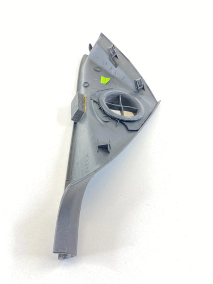 2004-2011 VOLVO S40 FRONT RIGHT SIDE DASH END CAP COVER BEZEL TRIM 30672383 OEM