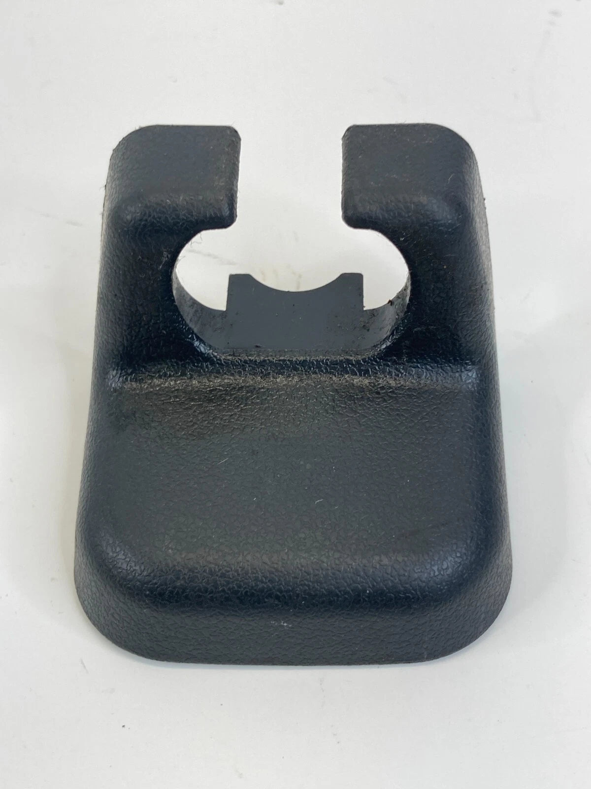 2005 06 07 08 09 2010 SCION TC FRONT SEAT TRACK BOLT COVER 72137-21020 OEM