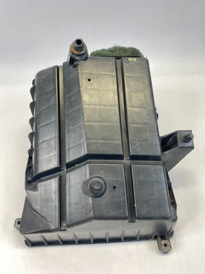 00-09 CHEVY TAHOE YUKON 5.3L AIR INTAKE CLEANER FILTER BOX UPPER COVER ASSY OEM