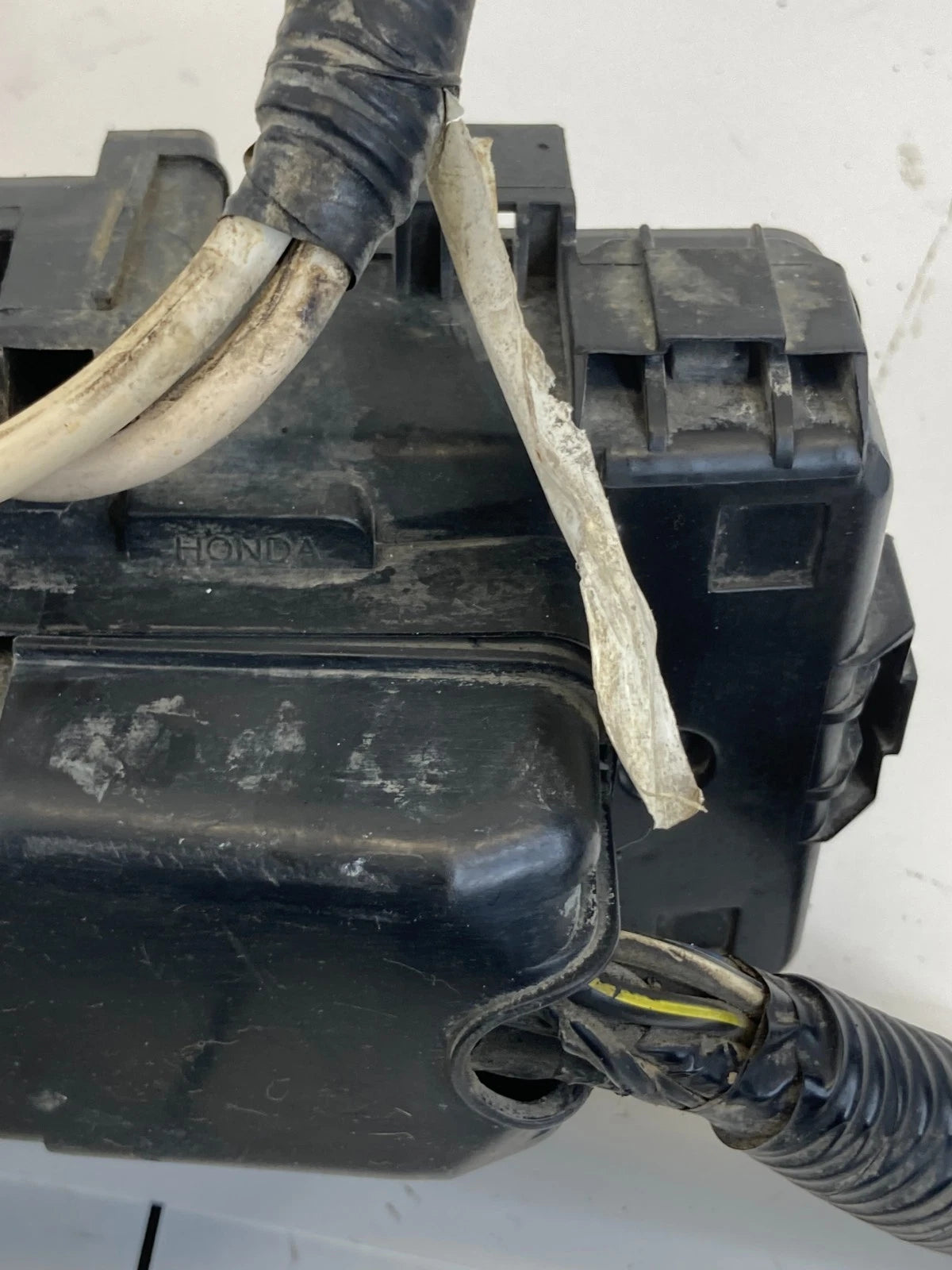 2004 2005 HONDA CIVIC 1.7L COUPE ENGINE COMPARTMENT FUSE RELAY BOX FUSEBOX S5PC9