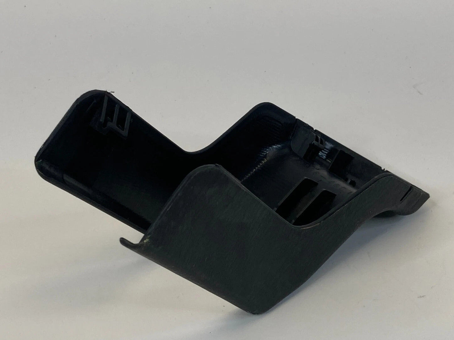 99 00 01 02 03 LEXUS RX300 FRONT SIDE SEAT TRACK END COVER TRIM 72158-48010 OEM