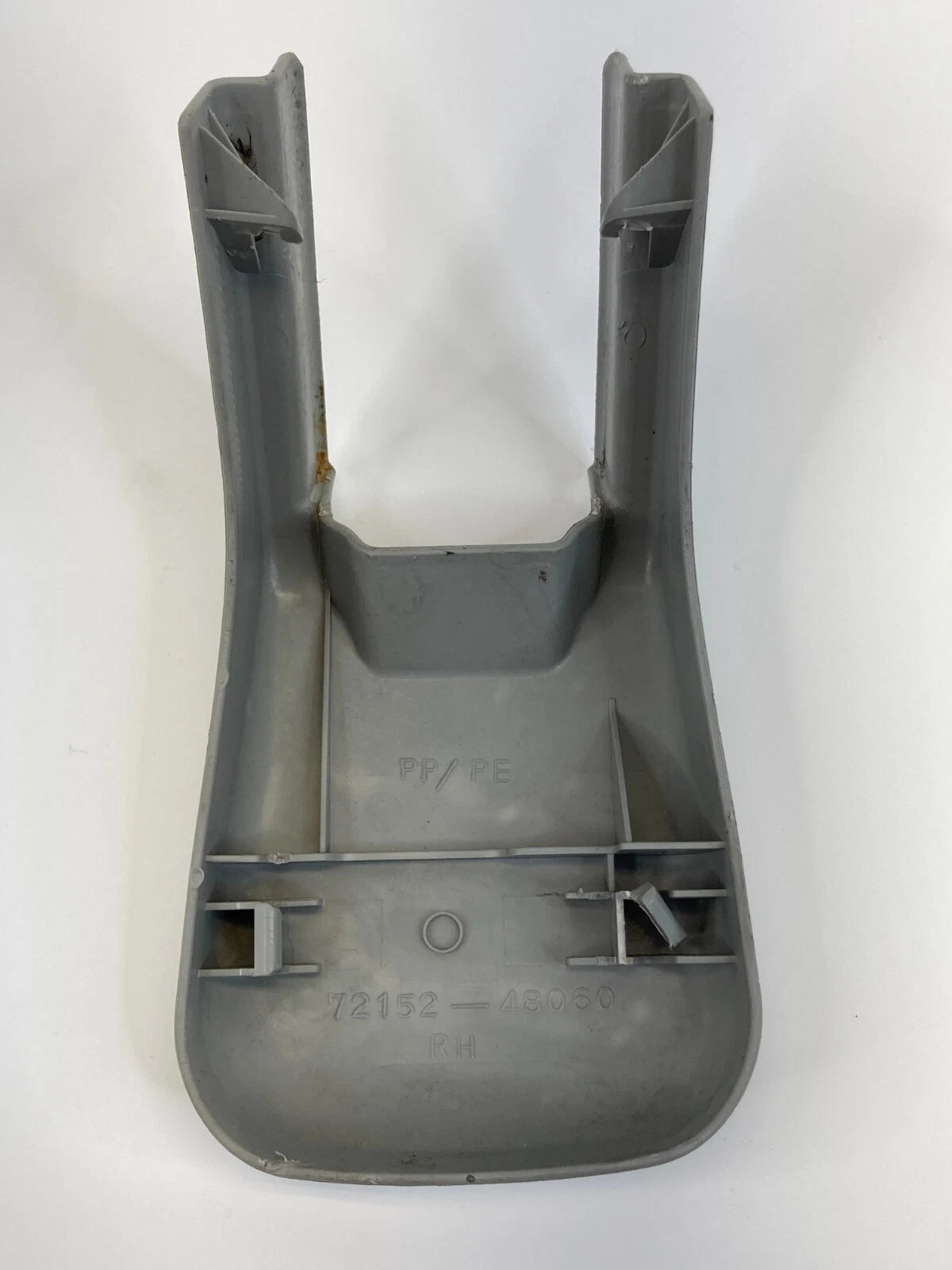 06-08 LEXUS RX400H REAR RIGHT SEAT TRACK INNER COVER TRIM CAP 72152-48060 OEM