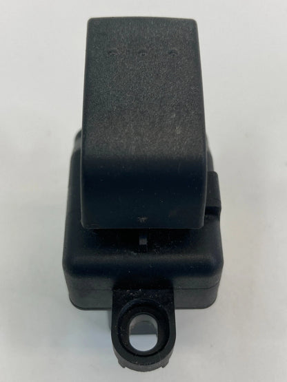 2004-2009 MAZDA 3 MAZDA3 REAR LEFT DOOR POWER WINDOW SWITCH BUTTON D39766370