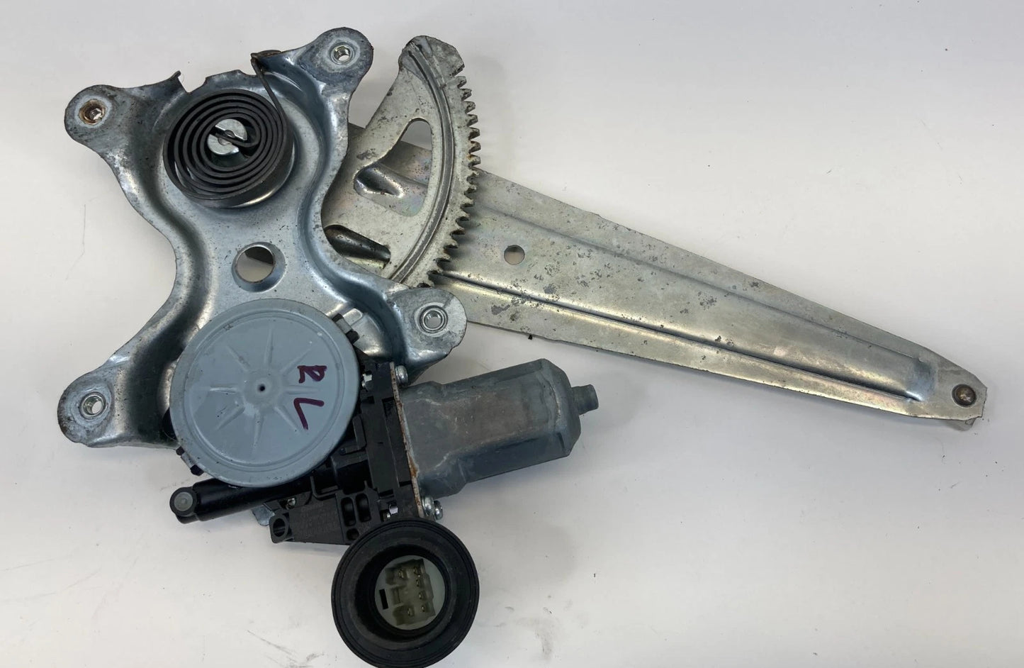 2007-2009 LEXUS RX350 REAR LEFT DOOR WINDOW REGULATOR MOTOR 85720-AE020 OEM