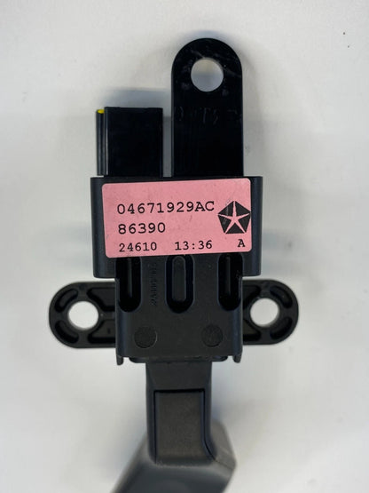 08-11 CHRYSLER TOWN & COUNTRY STEERING COLUMN CRUISE CONTROL SWITCH 04671929AC