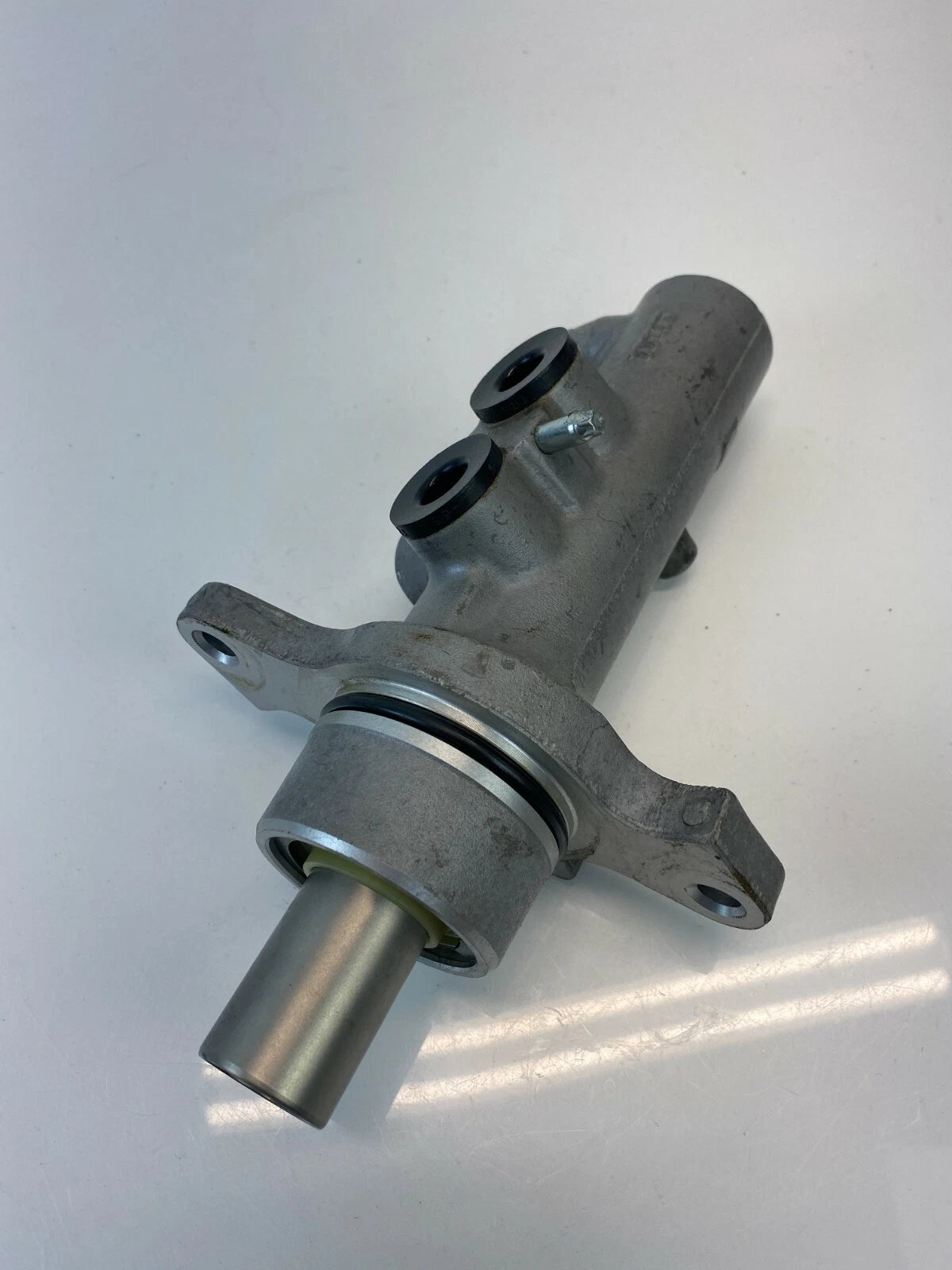 2011 12 13 14 15 16 17 2018 RAM 1500 3.6L BRAKE MASTER CYLINDER ASSEMBLY OEM