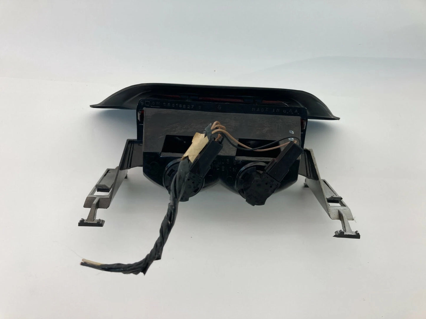 1995-2001 CHEVROLET LUMINA 3RD THIRD BRAKE LIGHT HIGH MOUNT LAMP 16518827 OEM