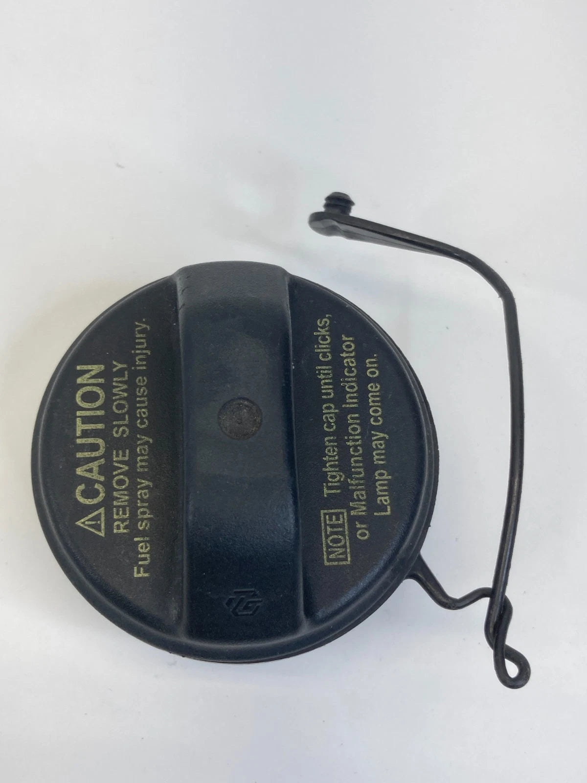 04 05 06 07 08 09 TOYOTA PRIUS GAS FUEL TANK CAP WITH TETHER STRAP OEM FACTORY