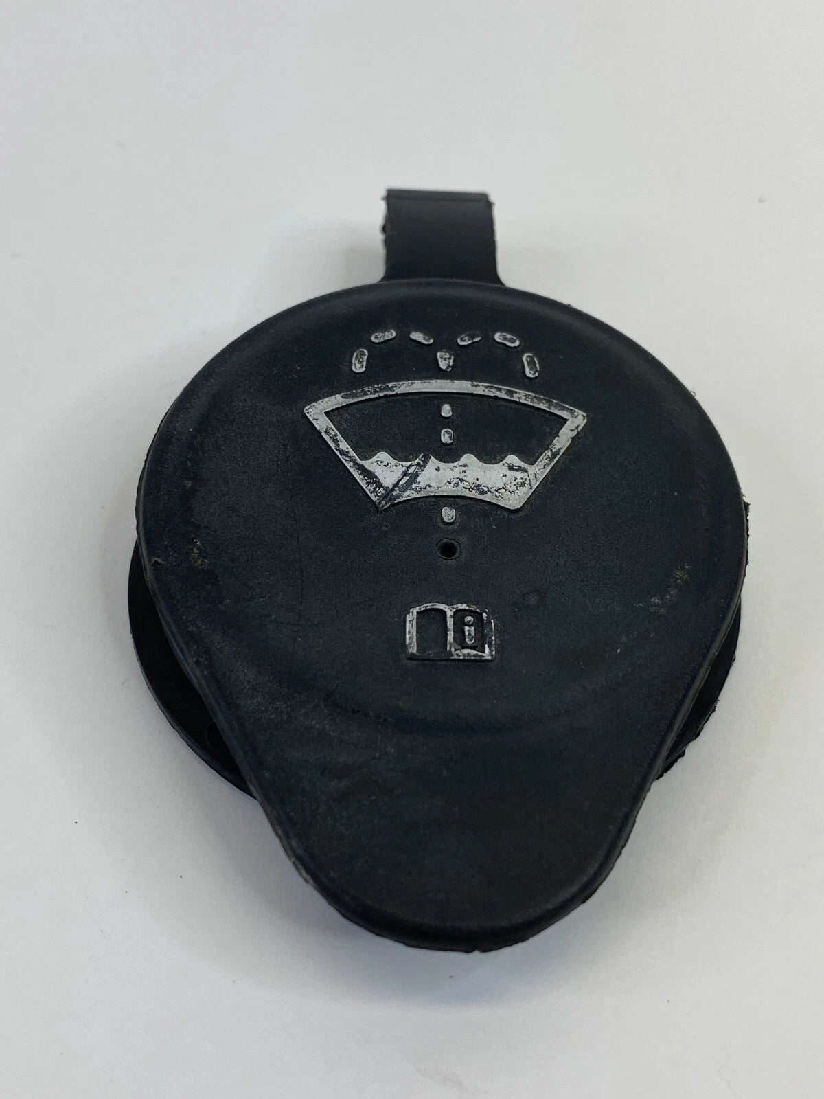 1997-2012 CHEVROLET CHEVY MALIBU WINDSHIELD FLUID RESERVOIR CAP COVER OEM