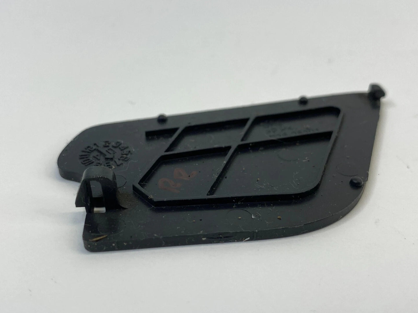 04-08 ACURA TL REAR RIGHT SIDE DOOR INTERIOR HANDLE SCREW COVER CAP P3625301