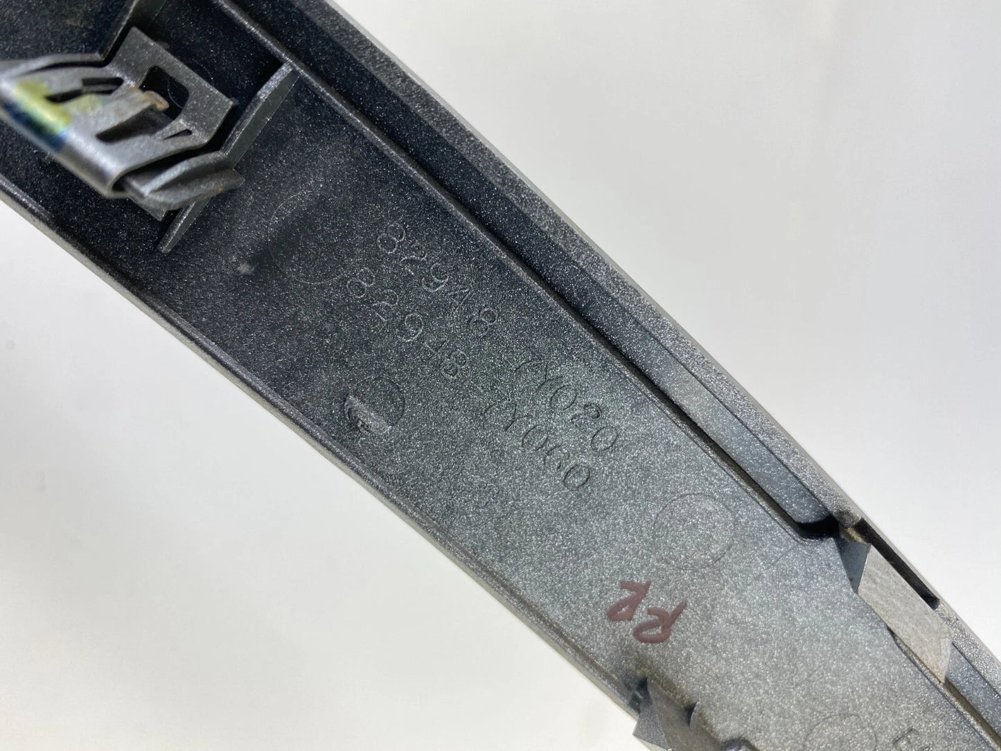 04-06 NISSAN MAXIMA REAR RIGHT INNER DOOR MOLDING PANEL BEZEL TRIM 82948-7Y060