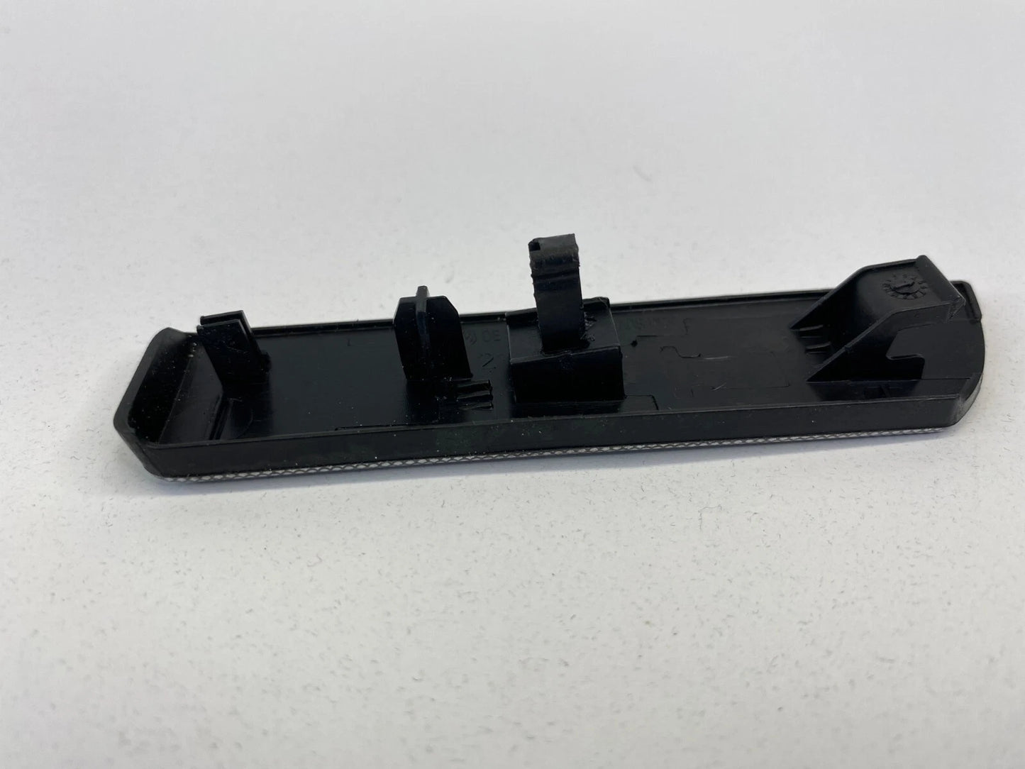 2005-2009 VW VOLKSWAGEN JETTA DASH INSTRUMENT PANEL CENTER MOLDING TRIM COVER