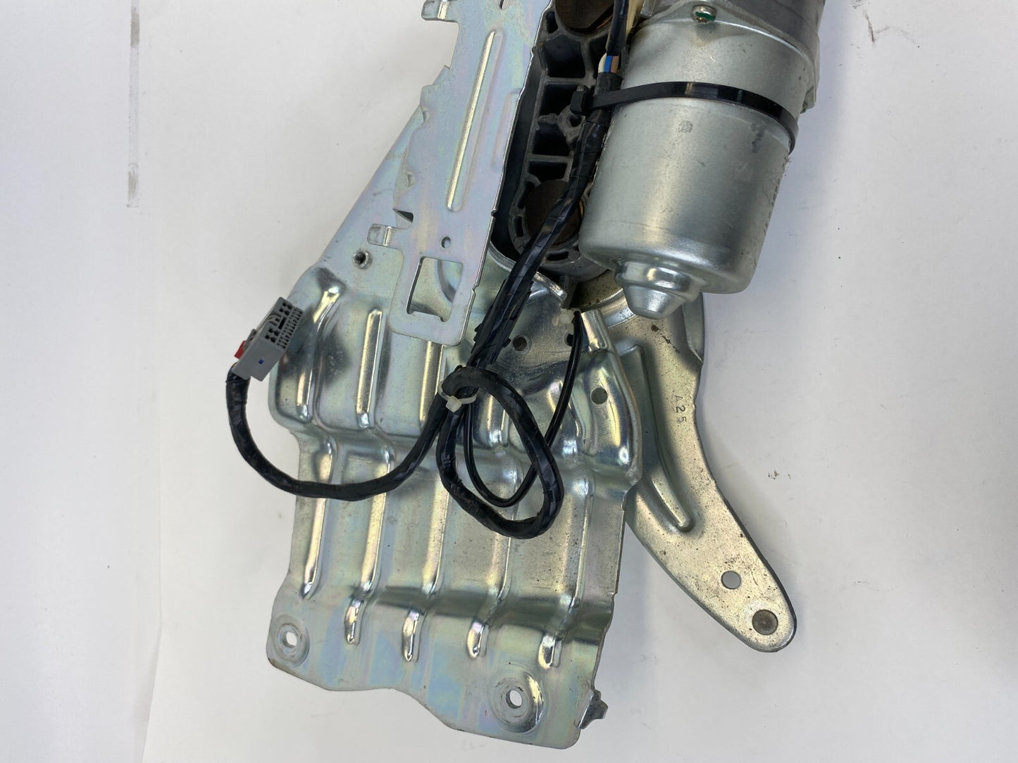 2006 2007 2008 2009 Cadillac SRX Rear Trunk Power Liftgate Motor Actuator OEM