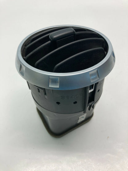 2005 2006 2007 FORD FREESTYLE CENTER RIGHT PASSENGER SIDE DASH AC AIR VENT OEM