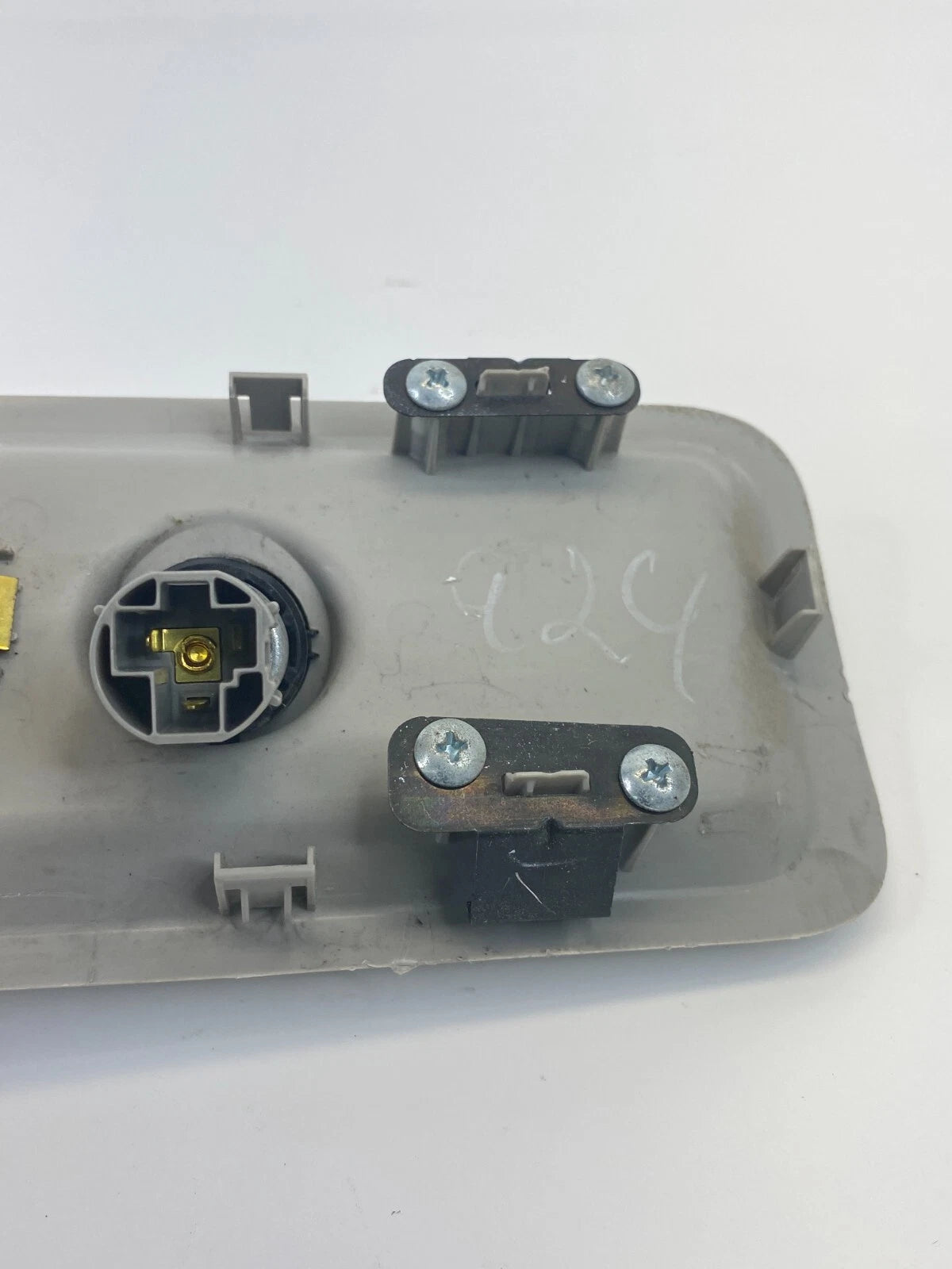 2009-2014 VOLKSWAGEN ROUTAN REAR SIDE QUARTER PANEL POWER OUTLET INVERTER BEZEL