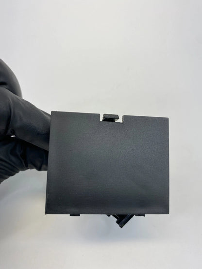 2004 2005 2006 2007 BMW 530I 525I DASH GLOVE BOX HOLDER CAP TRIM 7121920 OEM