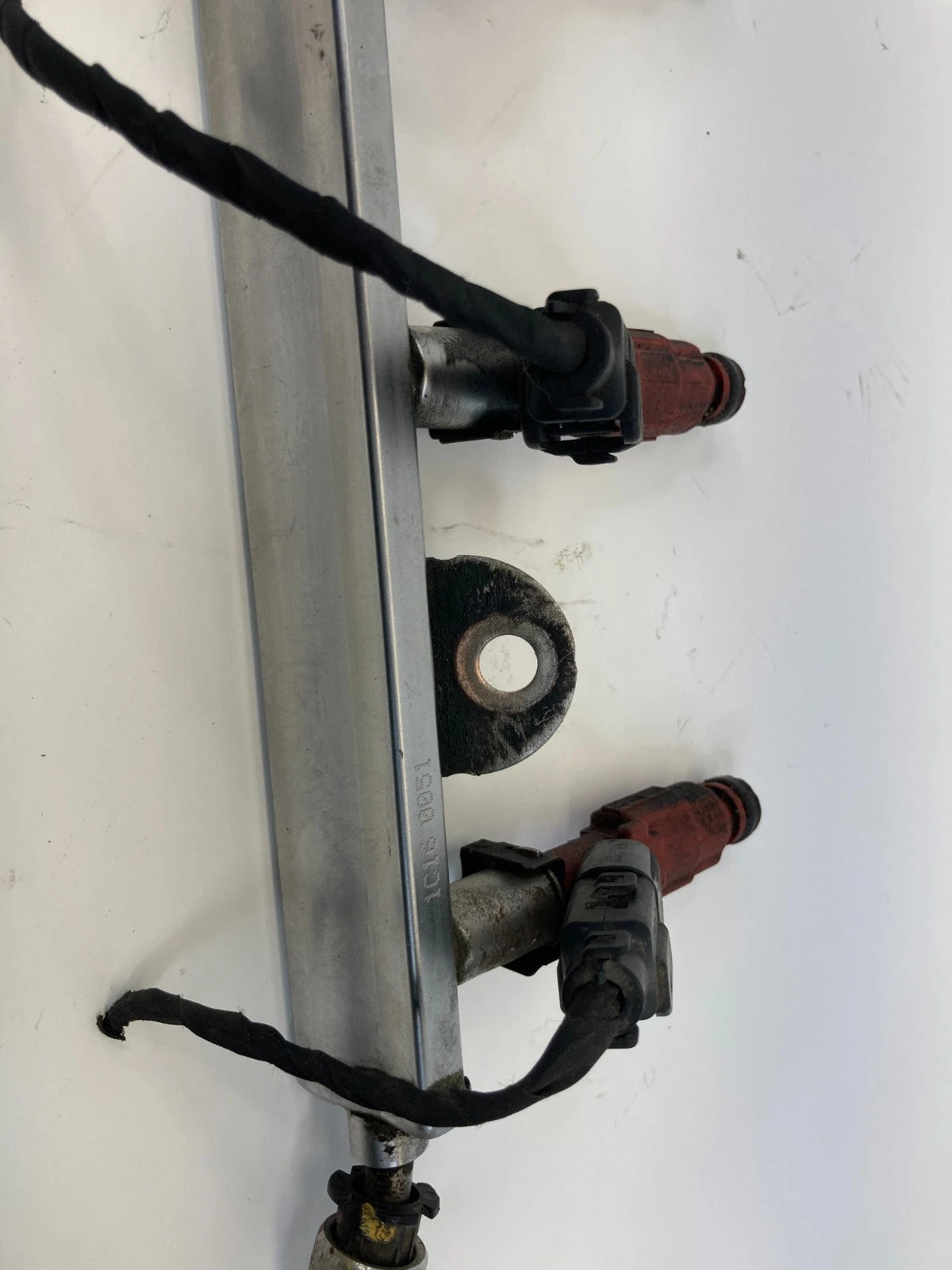 2011 2012 HYUNDAI ELANTRA 1.8L FWD FUEL INJECTION RAIL & INJECTOR ASSEMBLY