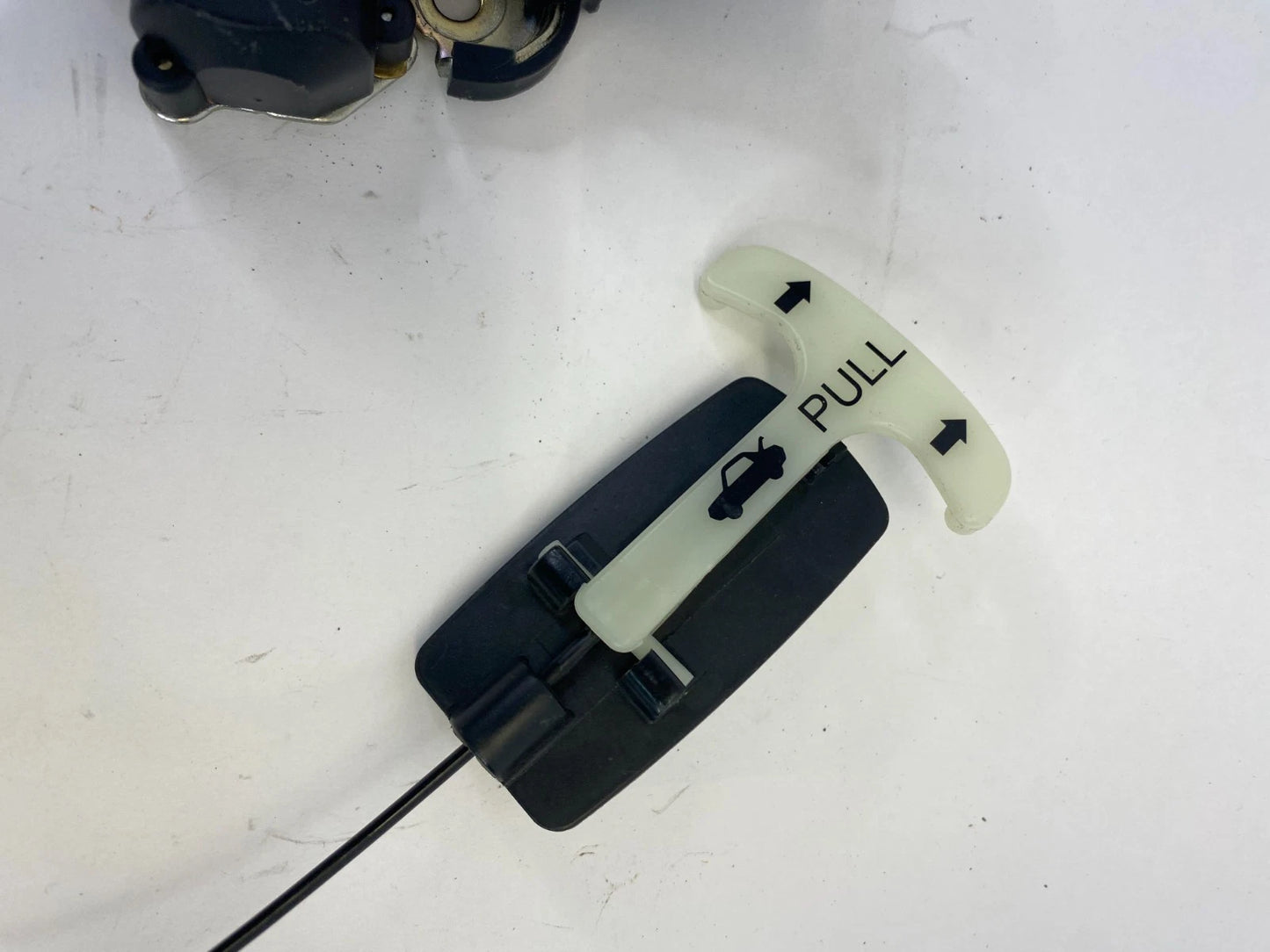 07 08 INFINITI G35 SEDAN RR TRUNK LID POWER LOCK LATCH RELEASE ACTUATOR ASSY OEM