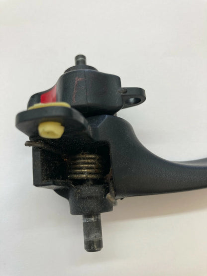 1997-2002 CHEVROLET MALIBU FRONT RIGHT PASSENGER INSIDE INNER DOOR HANDLE OEM