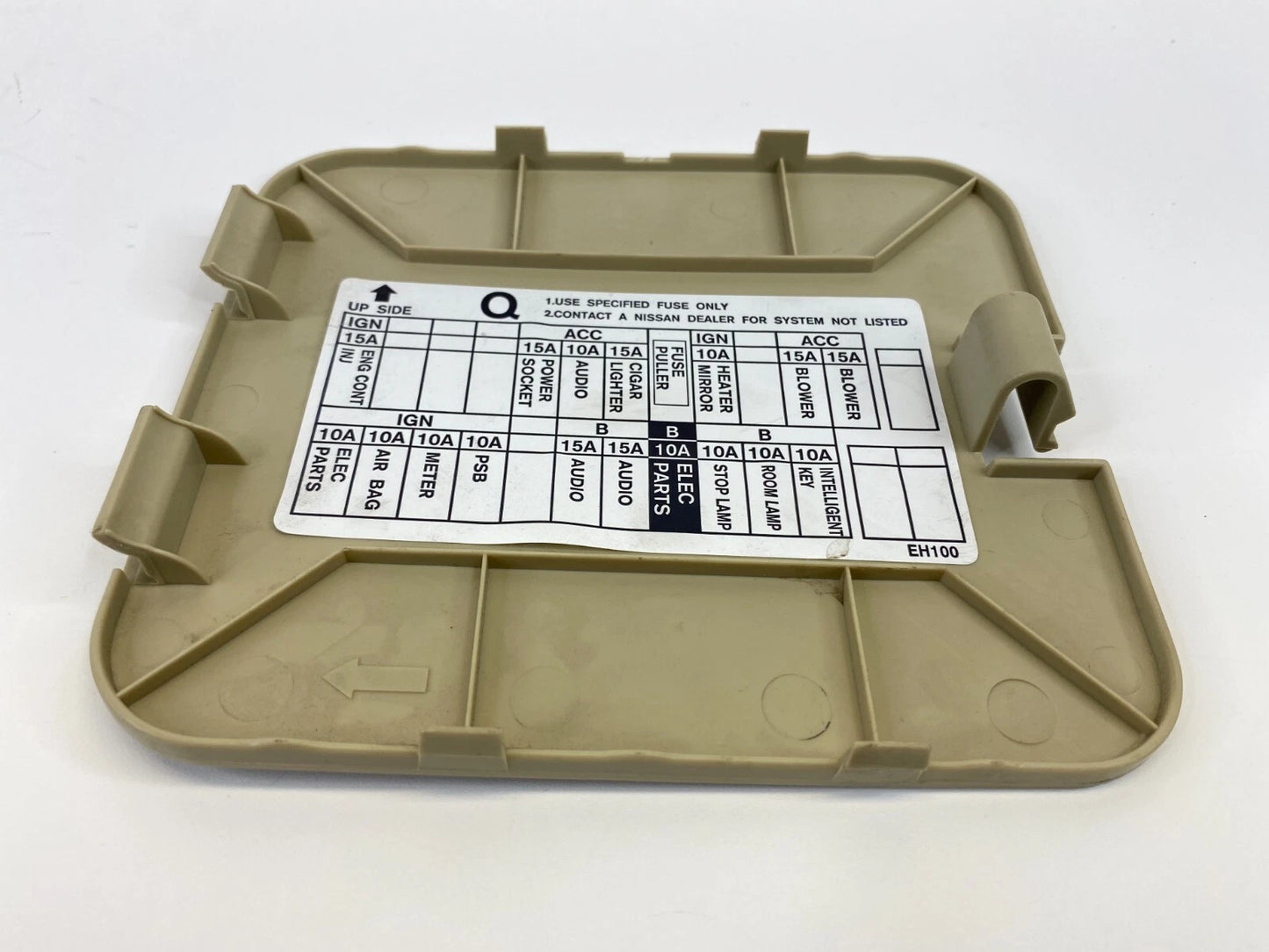 2006-2010 INFINITI M35 M45 KICK PANEL FUSE BOX LID COVER CAP TRIM OEM