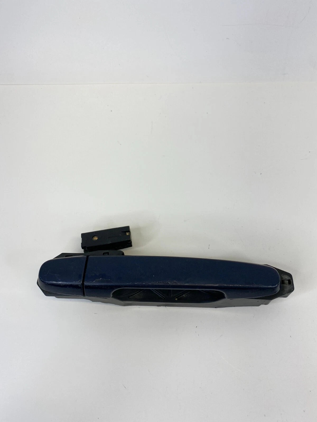 2003-2008 TOYOTA COROLLA MATRIX REAR RIGHT SIDE EXTERIOR OUTER DOOR HANDLE OEM