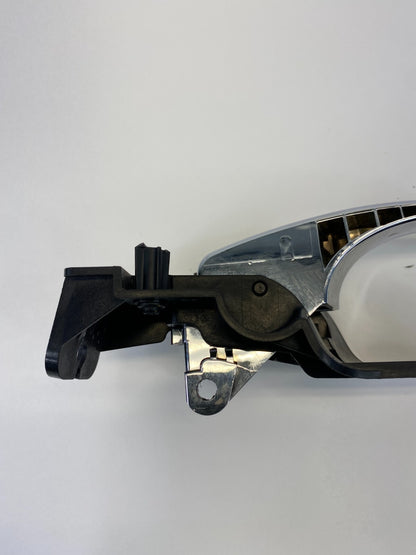 2011-2016 Chrysler Town & Country Front Left Interior Door Handle 68066553AA