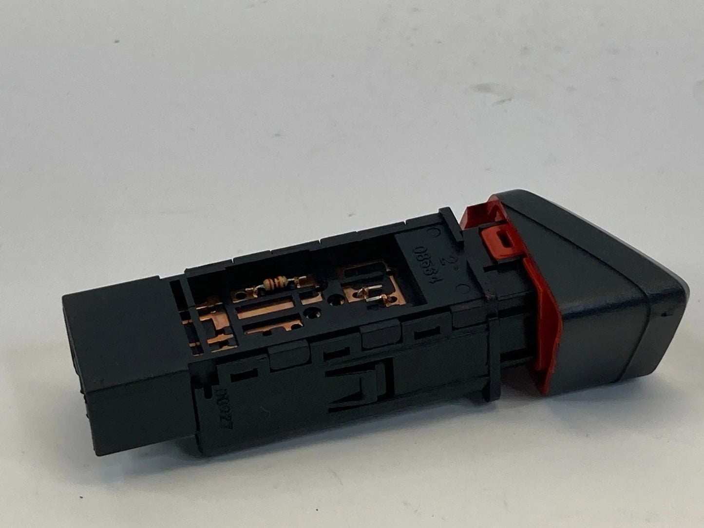2011-2014 HYUNDAI SONATA DASH EMERGENCY HAZARD WARNING CONTROL SWITCH 202009278