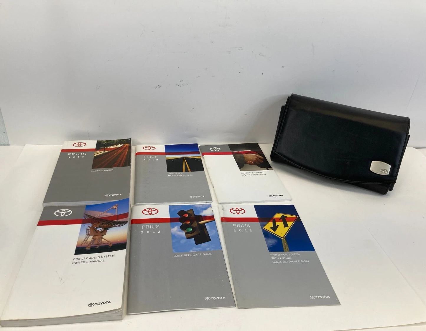 2012 TOYOTA PRIUS OWNERS MANUAL WARRANTY MAINTENANCE REFERENCE BOOK SET OEM