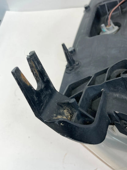 2007-2014 GMC YUKON FRONT LEFT DRIVER SIDE HEADLIGHT HEADLAMP 16532814 OEM