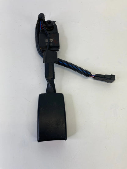 2012-2014 FORD FOCUS FRONT RIGHT PASSENGER SEAT BELT BUCKLE DM51-51208-CBW OEM