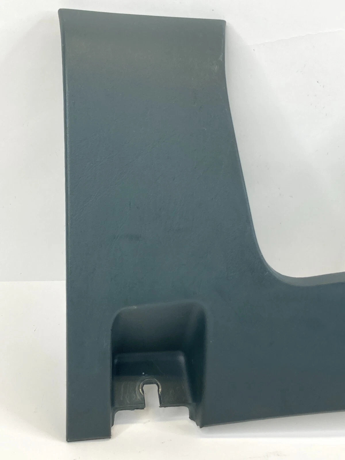 97 98 99 00 01 02 FORD ESCORT DASH KNEE BOLSTER LOWER TRIM PANEL F7C65404481 OEM