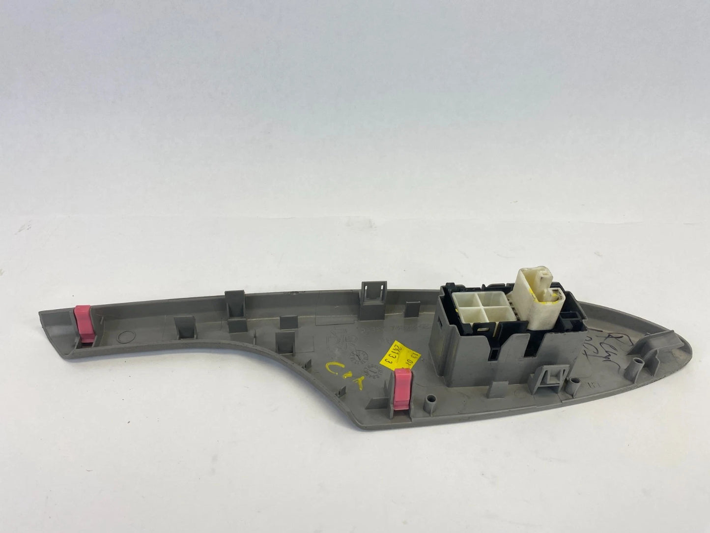 2009-2013 TOYOTA COROLLA REAR LEFT SIDE DOOR WINDOW CONTROL SWITCH 74272-02240