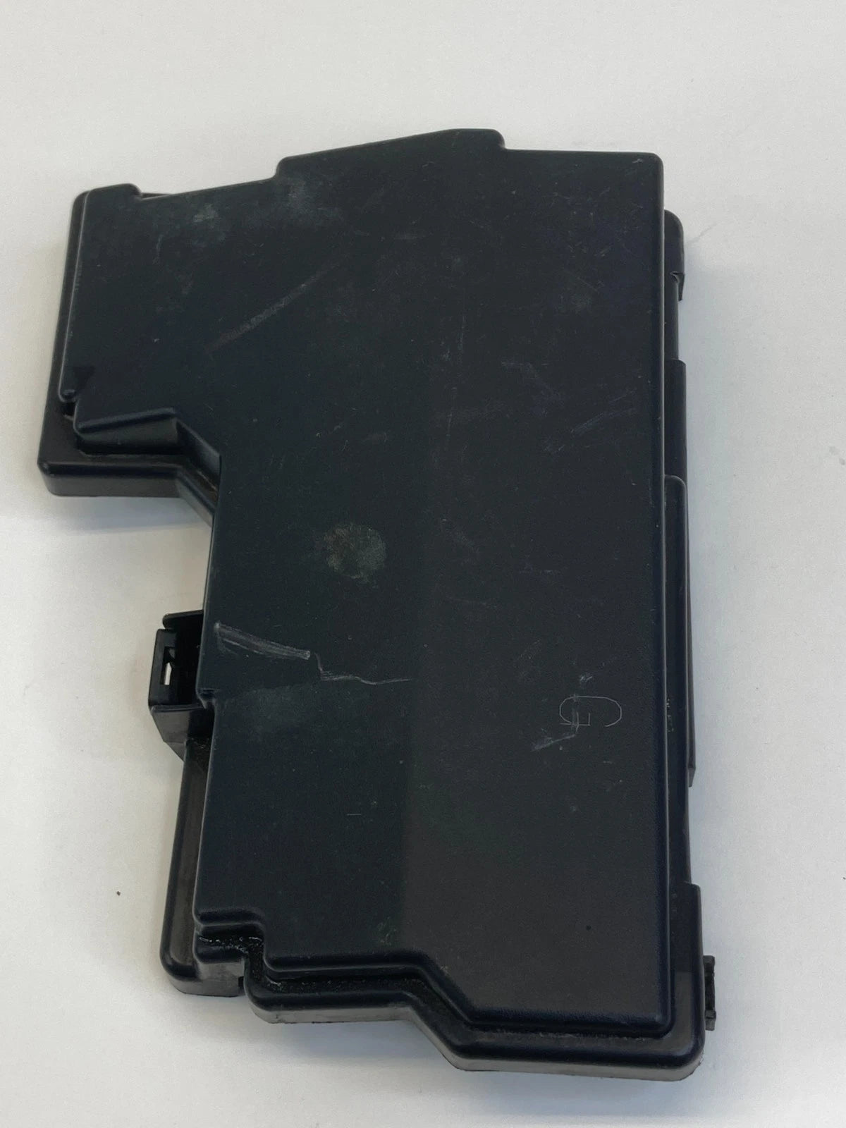 2014 2015 NISSAN ROGUE SELECT UPPER FUSE BOX COVER TRIM CAP LID 1VX0A OEM
