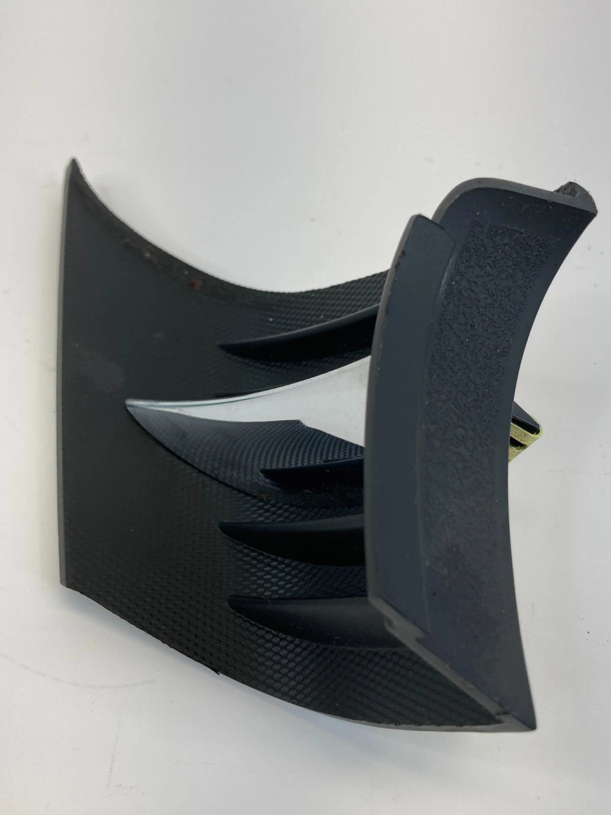 2013-2015 CHEVROLET MALIBU 16 MALIBU LIMITED CENTER DASH MOLDING TRIM BEZEL OEM
